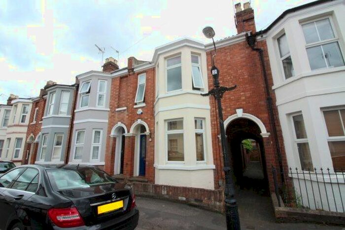 2 Bedroom Terraced House To Rent In Plymouth Place, Leamington Spa, CV31