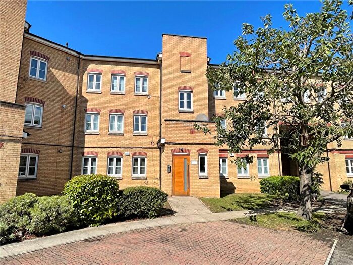 2 Bedroom Apartment For Sale In Kidman Close, Gidea Park, Romford, RM2