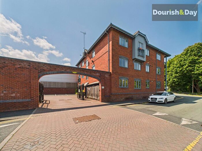 1 Bedroom Apartment For Sale In South Street, Stafford, ST16