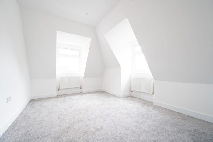 2 Bedroom Flat To Rent In Westfield, Woking, GU22