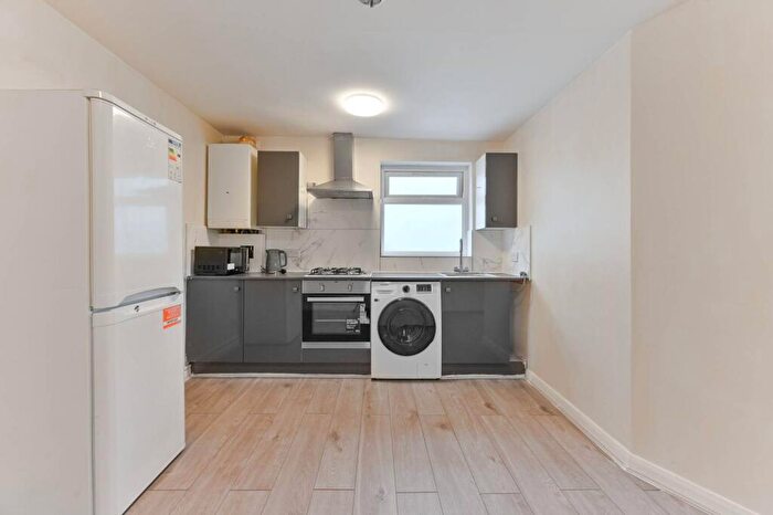 Studio To Rent In Westmead Road, Sutton, SM1