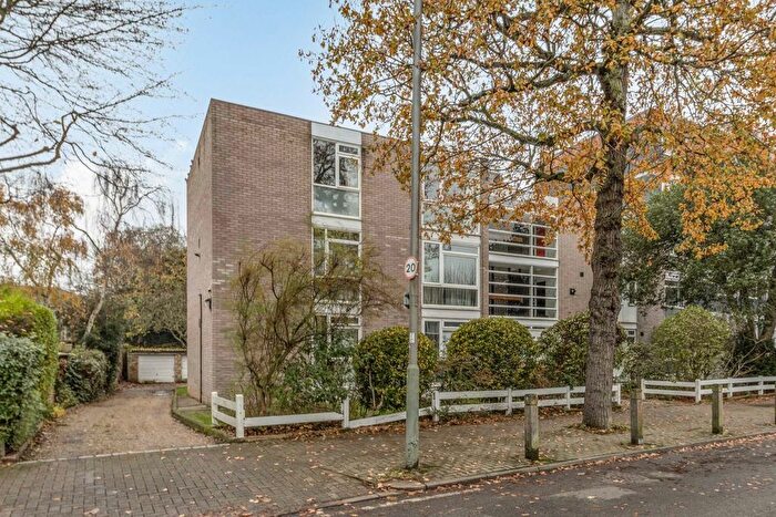 2 Bedroom Flat To Rent In Victoria Drive, Southfields, SW19