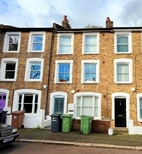 1 Bedroom Maisonette To Rent In Mount Ash Road, Forest Hill, London, SE23