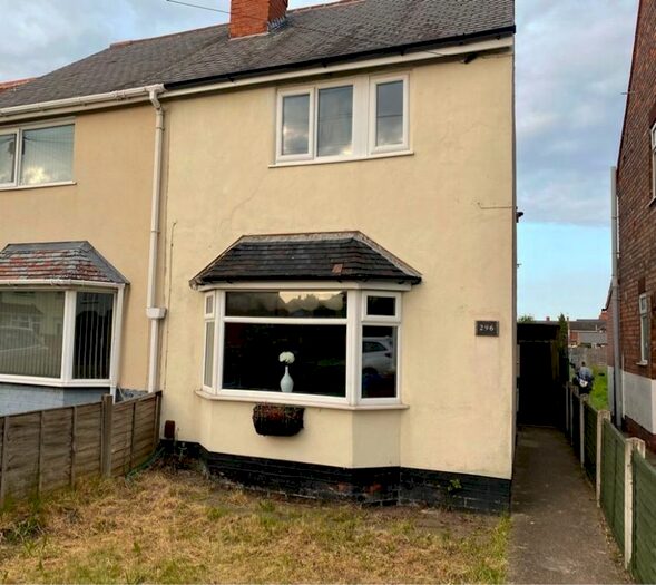 3 Bedroom Semi-Detached House To Rent In College Street, Long Eaton, NG10