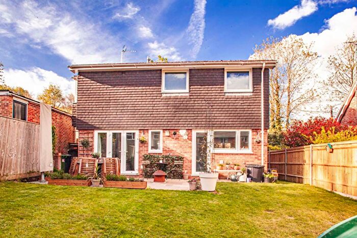 4 Bedroom Detached House For Sale In Waylands, Streatley On Thames, RG8