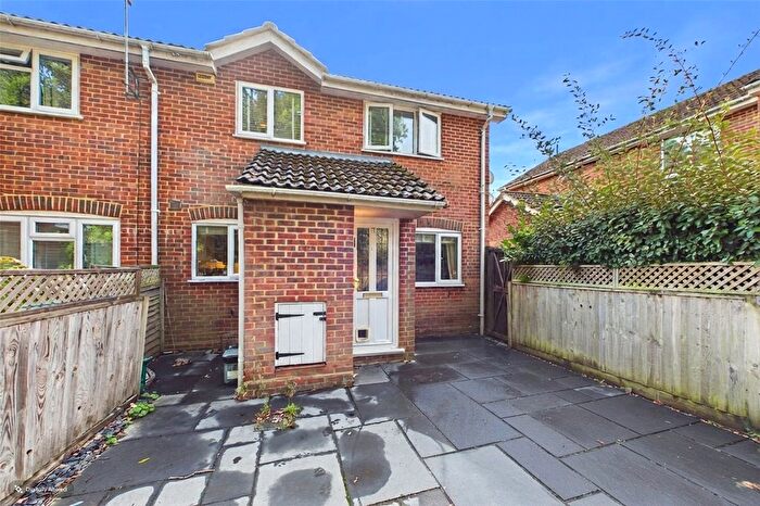 2 Bedroom End Of Terrace House For Sale In Bagshot, Surrey, GU19