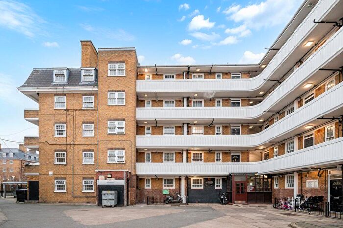 1 Bedroom Flat For Sale In Aldenham Street, Euston, NW1