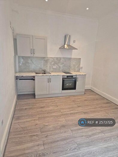 Studio To Rent In The Limes, Nottingham, NG5