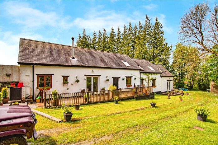 4 Bedroom Detached House For Sale In Penybont, Carmarthen, Carmarthenshire, SA33