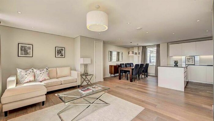 3 Bedroom Flat To Rent In Merchant Square, London, W2