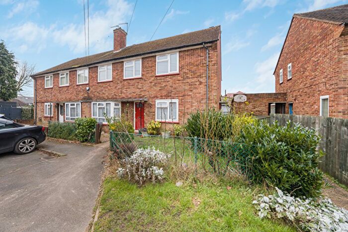 2 Bedroom Flat For Sale In Adrian Close, Harefield, UB9