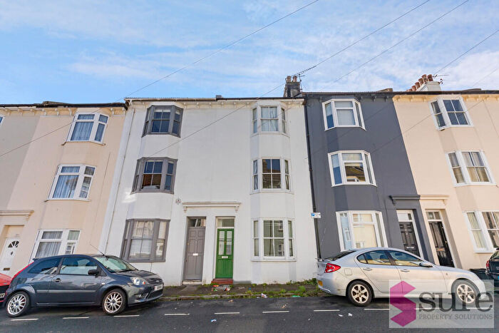 4 Bedroom Terraced House To Rent In St Martins Place, Brighton, BN2