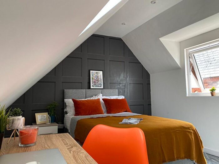 1 Bedroom Semi Detached House To Rent In Albion Street, DY5