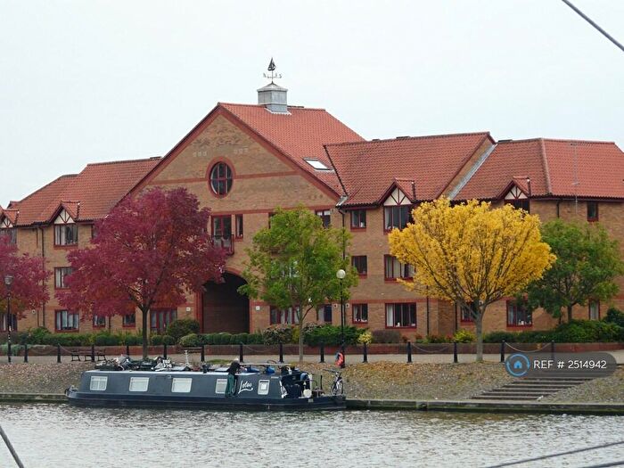 1 Bedroom Flat To Rent In Cumberland Close, Bristol, BS1