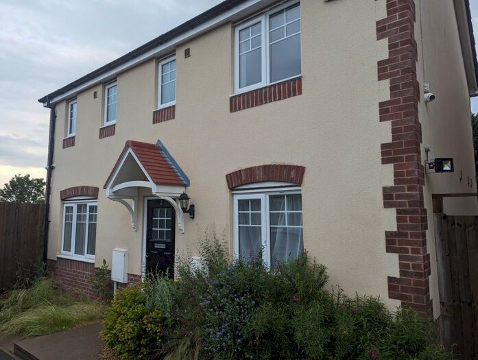 3 Bedroom Detached House To Rent In Electric Way, Birmingham, B11