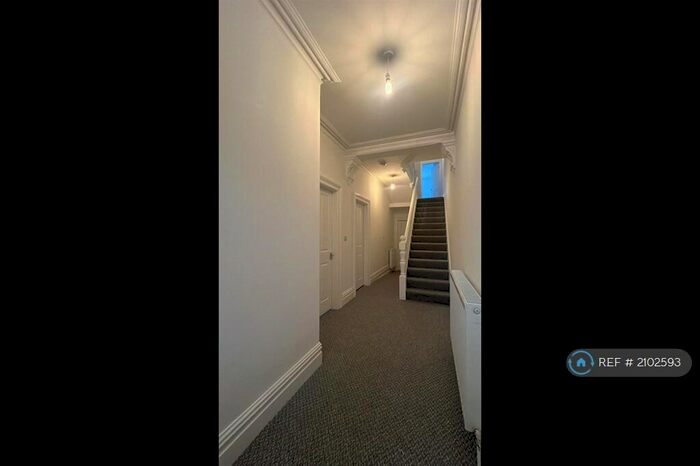 6 Bedroom Terraced House To Rent In Beechwood Road, Rhyl, LL18