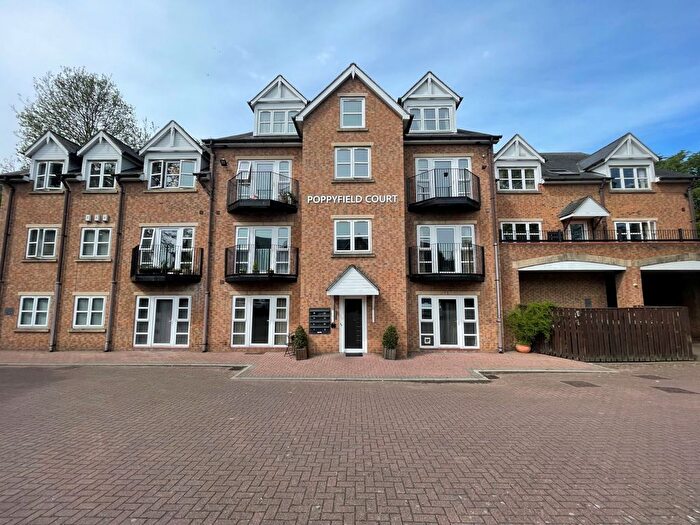 2 Bedroom Flat To Rent In Deighton Road, Wetherby, West Yorkshire, LS22