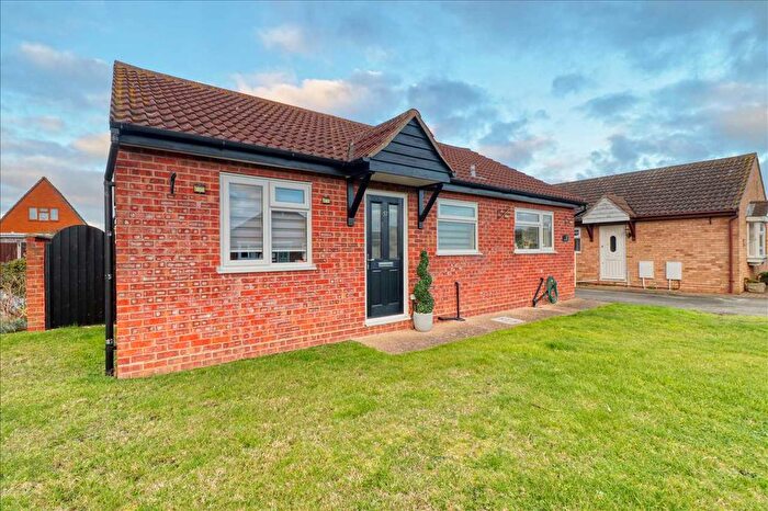 2 Bedroom Bungalow For Sale In Battisford Drive, Clacton On Sea, CO16