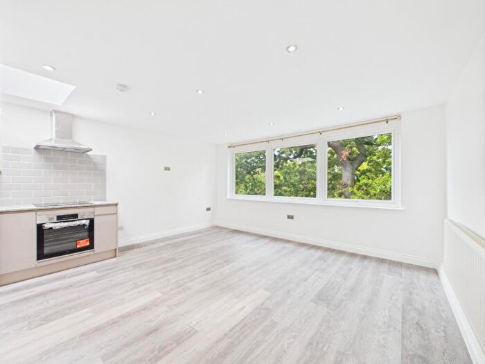 1 Bedroom Apartment To Rent In Brackenhill Close, BR1