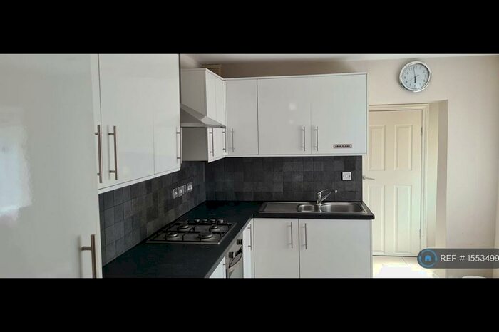 3 Bedroom End Of Terrace House To Rent In Donald Road, Croydon, CR0