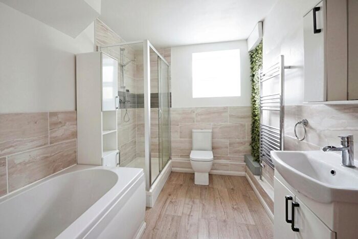 3 Bedroom End Of Terrace House For Sale In Maxton Road, Dover, Kent, CT17