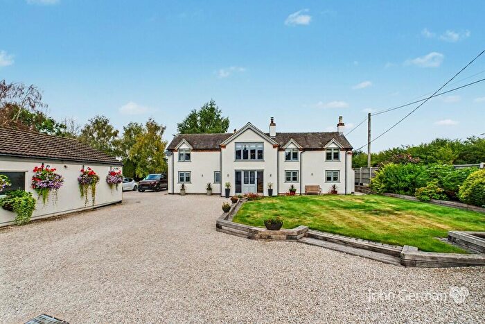 4 Bedroom Detached House For Sale In Longford Lane, Sutton Heath, Church Broughton, DE65