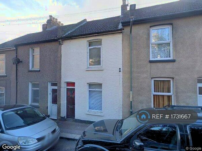 3 Bedroom Terraced House To Rent In Upper Luton Road, Chatham, ME5