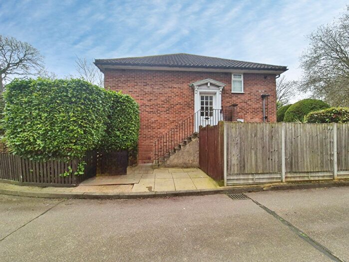 2 Bedroom Flat To Rent In London Road, Leicester, LE2