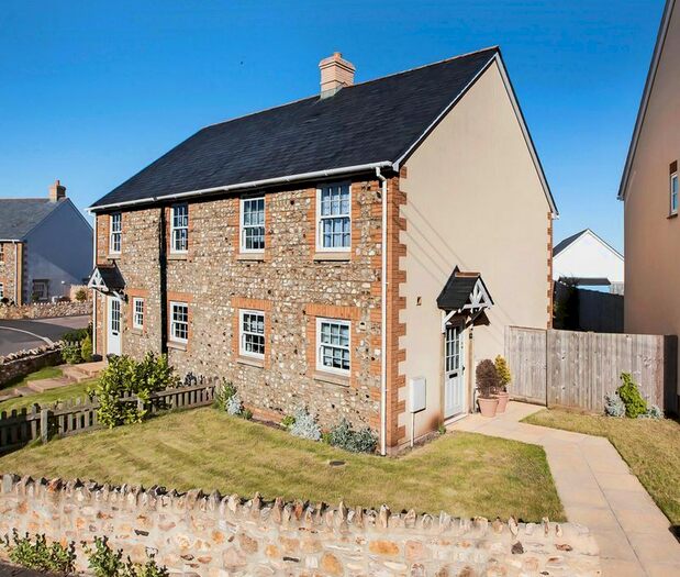 2 Bedroom Semi-Detached House To Rent In West View, Sellicks Green, Taunton TA3