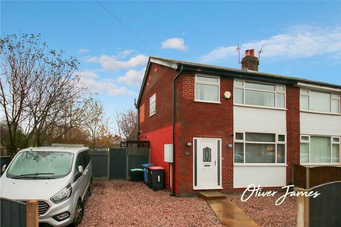 3 Bedroom Detached House To Rent In Macdonald Road, Irlam M44