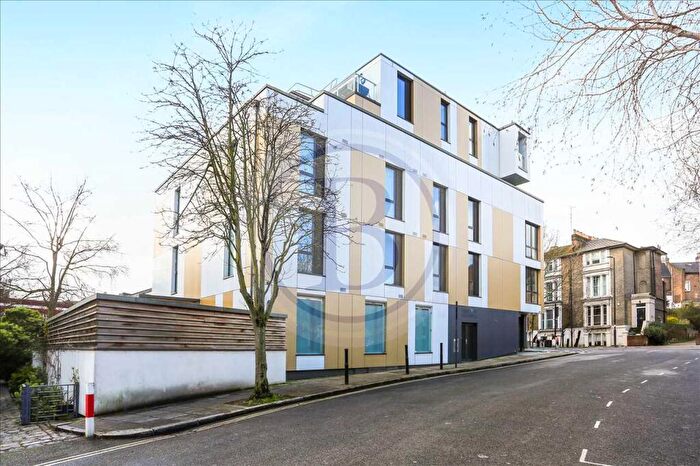 1 Bedroom Flat For Sale In The Junction, Junction Road, London, N19