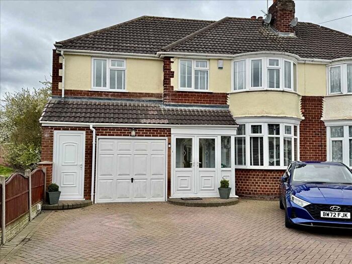 4 Bedroom Semi Detached House For Sale In Elm Avenue, Wednesfield, WV11