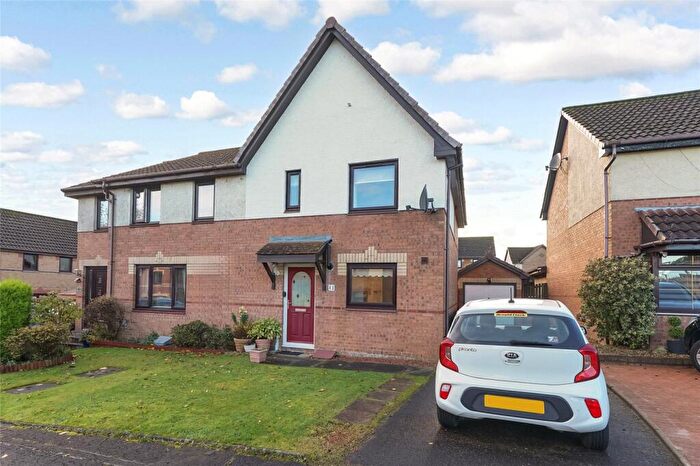 3 Bedroom Semi Detached House For Sale In Belleisle Drive, Cumbernauld, Glasgow, North Lanarkshire, G68