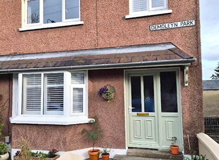 3 Bedroom Semi-Detached House For Sale In De Moleyn Park, Derry, BT48