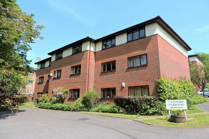 2 Bedroom Property To Rent In Winchester Court, HP11