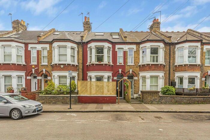 2 Bedroom Flat To Rent In Verbena Gardens, London, W6