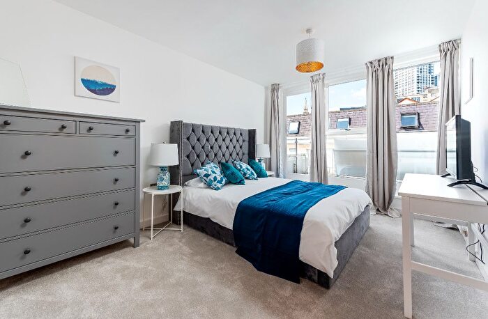 2 Bedroom Flat To Rent In Cornwall Road, London, SE1