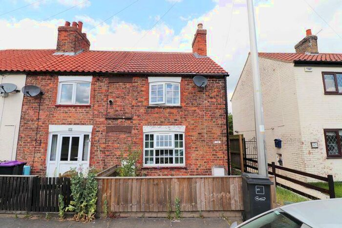 2 Bedroom End Of Terrace House To Rent In Yarborough Road, Keelby, DN41