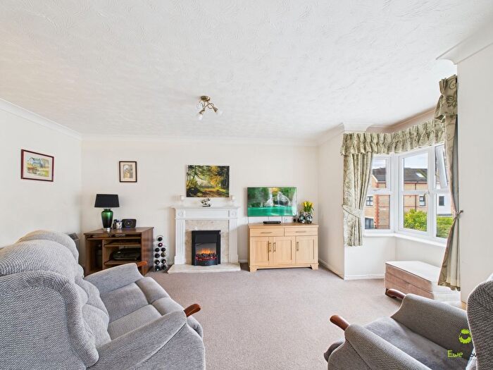 1 Bedroom Flat For Sale In Kingsley Court, Pincott Road, Bexleyheath, Kent, DA6