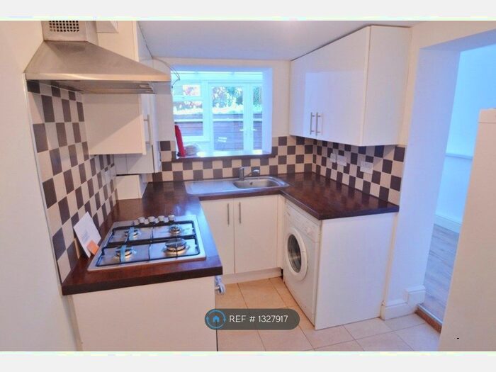 2 Bedroom Flat To Rent In London, London SE15