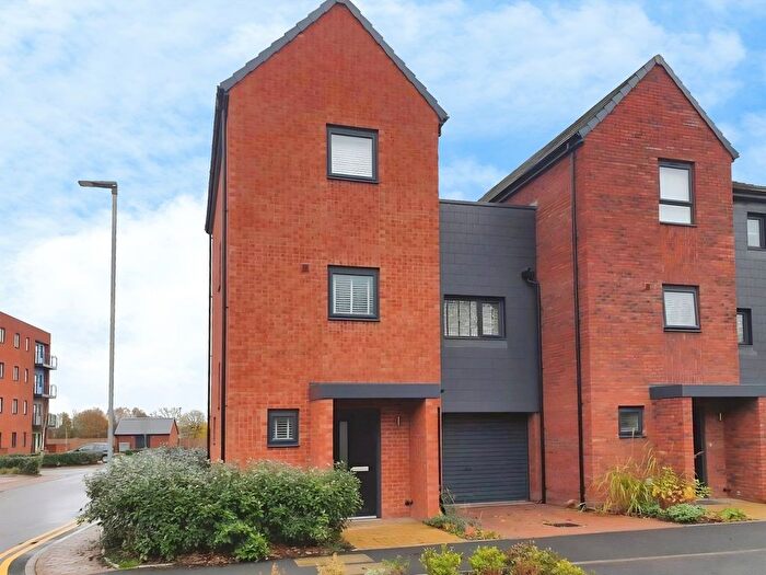 3 Bedroom Town House To Rent In Bernard Hall Avenue, Wednesfield, WV11