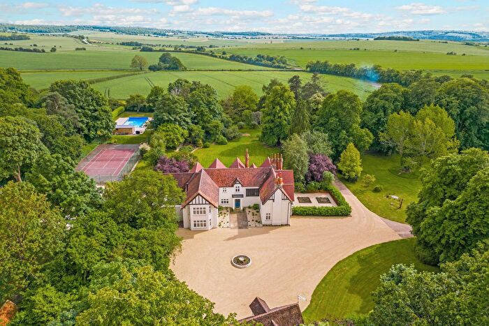 6 Bedroom Detached House For Sale In Ipsden, Wallingford, OX10