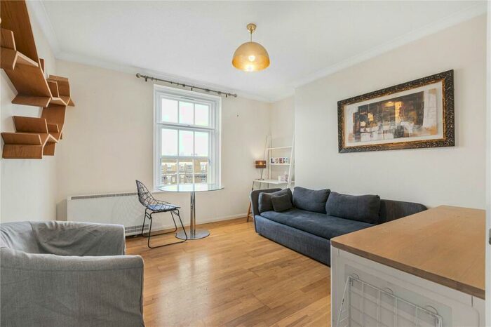 1 Bedroom Apartment To Rent In Corfield Street, Bethnal Green, London, E2