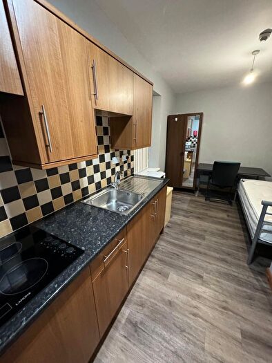 Studio To Rent In King Edwards Road, Swansea, SA1