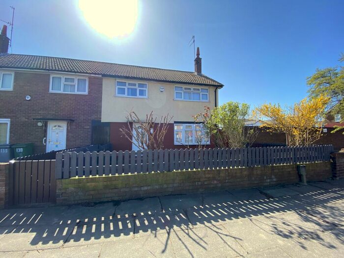 3 Bedroom House To Rent In Price Street, Birkenhead, CH41