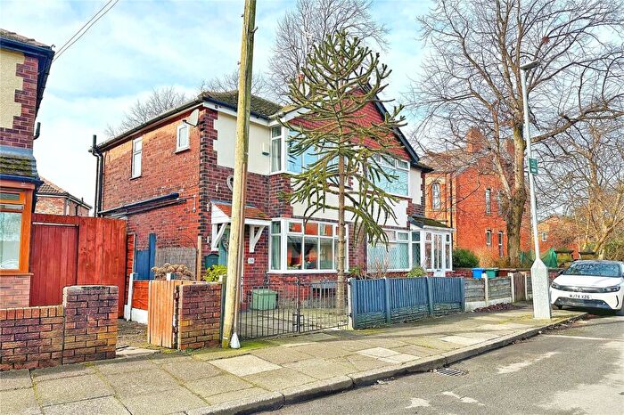 3 Bedroom Semi Detached House For Sale In Hoppet Lane, Droylsden, Manchester, Greater Manchester, M43