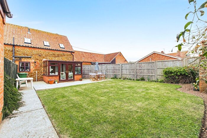 2 Bedroom Barn Conversion For Sale In South Beach Road, Heacham, King's Lynn, PE31