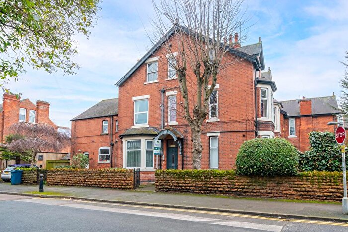 2 Bedroom Flat For Sale In Loughborough Road, West Bridgford, NG2