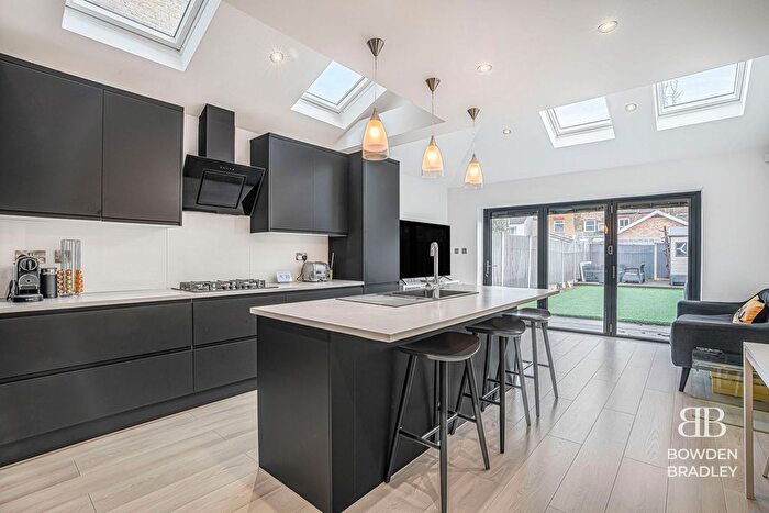 4 Bedroom Terraced House For Sale In Northfield Road, London, E6