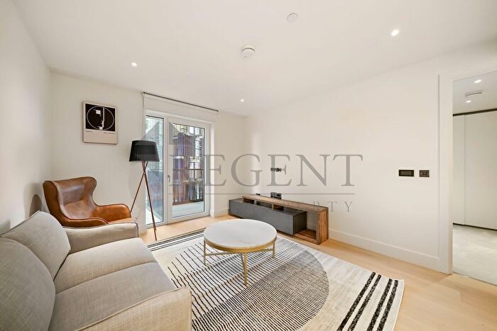 1 Bedroom Flat For Sale In Cassini Apartments, Cascade Way, W12